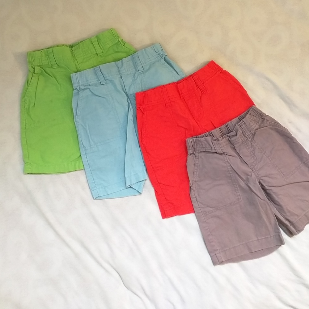 Lot of 4 boys shorts - 5T
